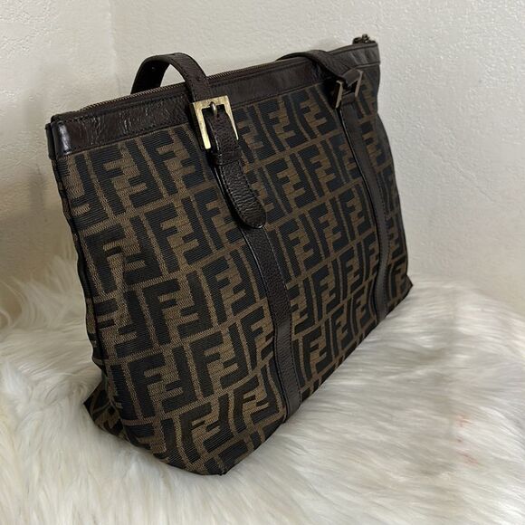 💯Authentic Fendi Zucca Tote Handbag🍀 - Picture 12 of 17